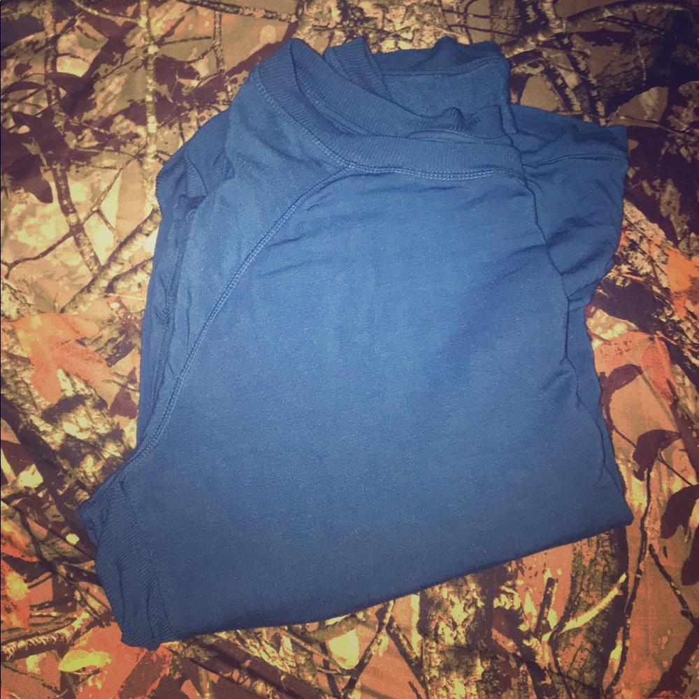 Long sleeve t-shirt